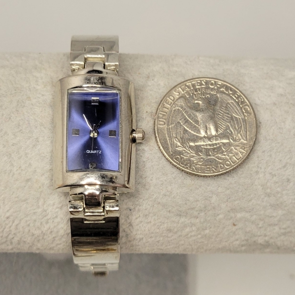 ▪︎Yves Rocher Women's Watch - Picture 2 of 8